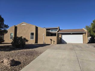 713 Western Hills Dr SE, Rio Rancho, NM 87124