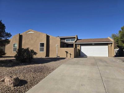 713 Western Hills Dr SE, Rio Rancho, NM, 87124