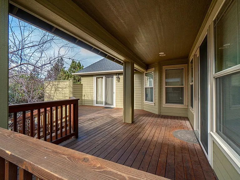 60817 Yellow Leaf St — Photo 5