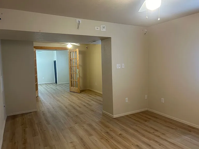 11248 W Progress Ave — Photo 31