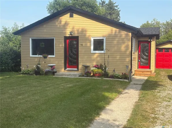 73 Franklin Ave, Yorkton, SK S3N 2G3