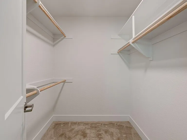 439 Stocker Apartments — Photo 19
