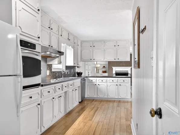 155 W Highlander Rd, Harvest, AL 35749