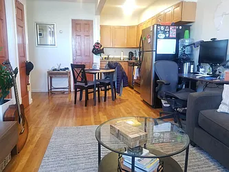 Rented by Dorit Avidar, LREB