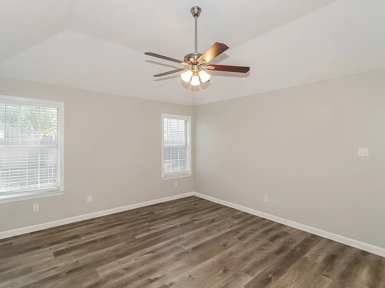 3920 Pecan Trace Cv — Photo 9