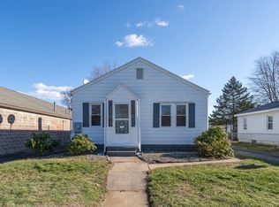 231 River St, West Springfield, MA 01089