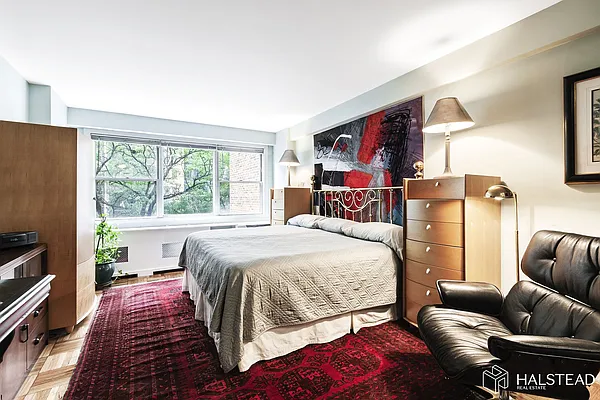 Rented by Halstead Real Estate | media 21
