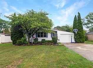 4275 Coe Ave, North Olmsted, OH 44070