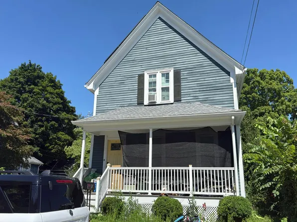 24 Foley St #A, Attleboro, MA 02703