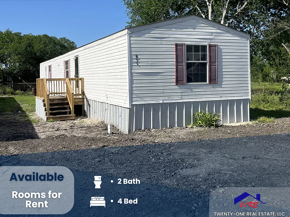 411 E Main St