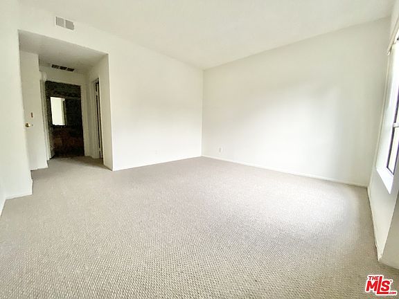 4th image of 12707 Caswell Ave #102A