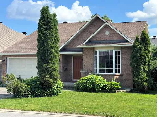 16 Jack Aaron Dr, Ottawa, ON K2G 6L4