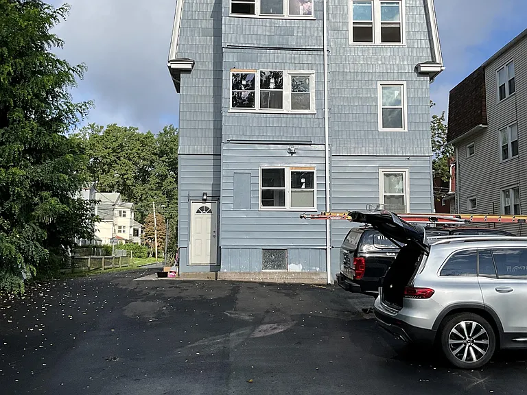292 Enfield St #1 — Photo 8