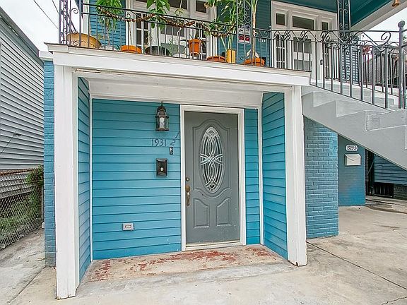 3rd image of 1931 1/2 Painters St