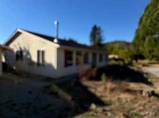 7165 Old Stage Rd, Central Pt, OR 97502