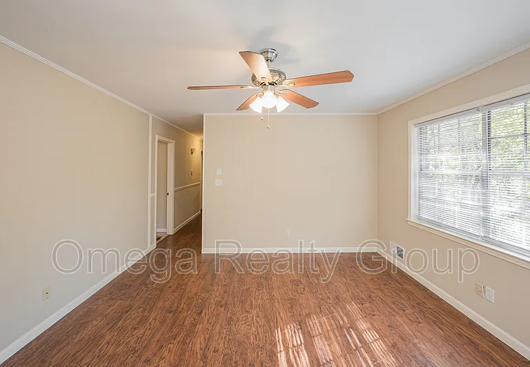 1313 Oak Ter — Photo 20