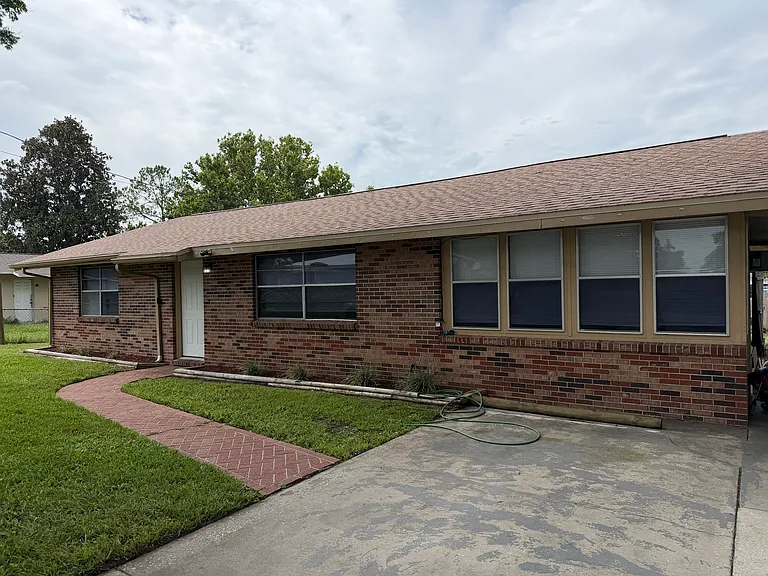 27087 Fernery Ave — Photo 1
