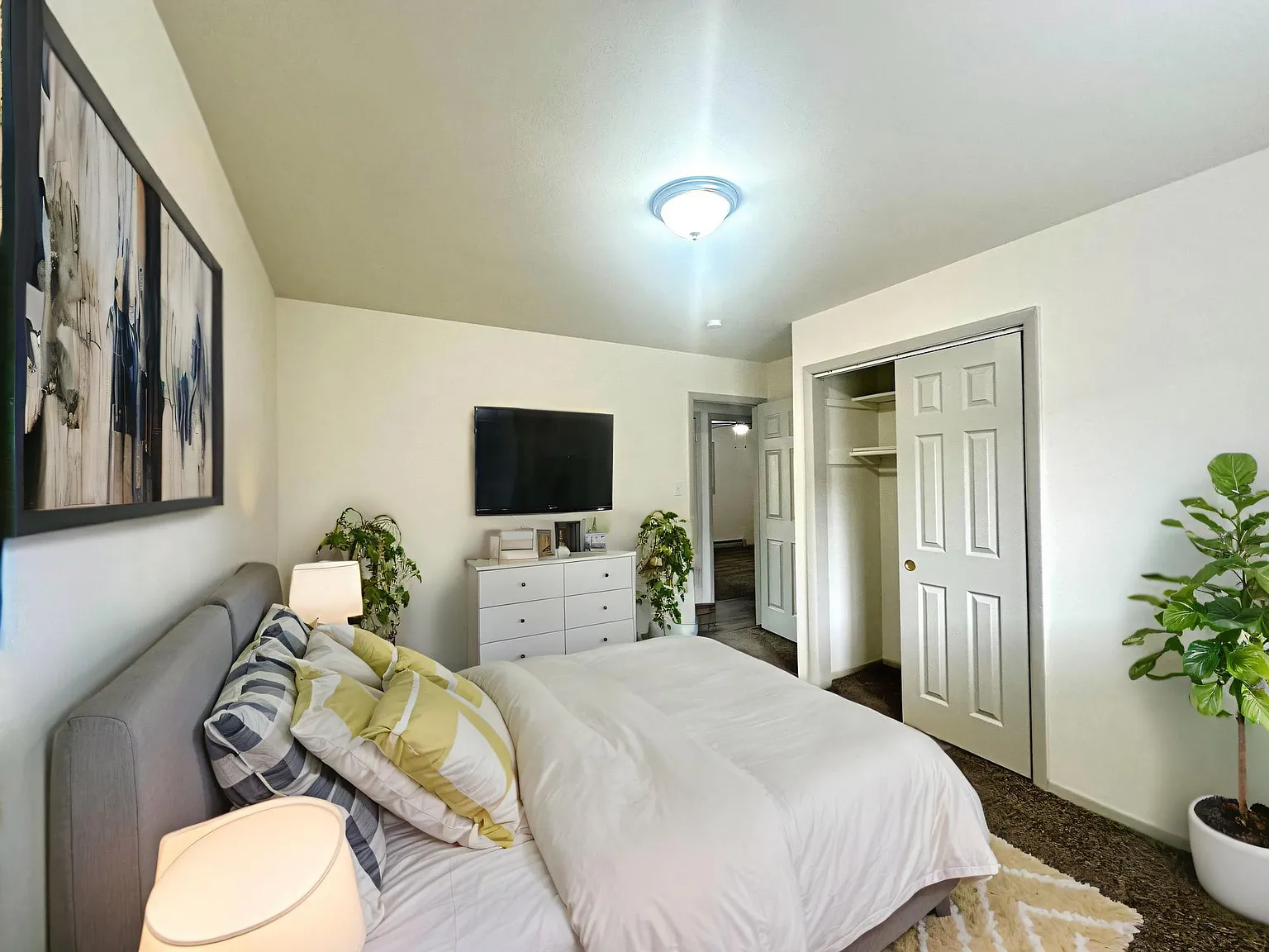 4338 N Chestnut St. — Photo 4