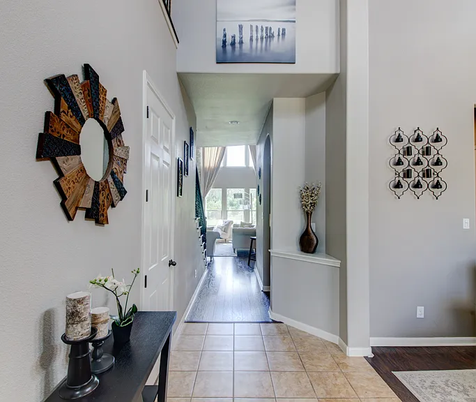308 Entrada Way — Photo 5