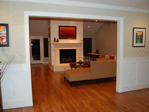 2nd image of 4605 Gulfstream Dr