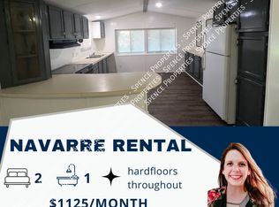 1726 Eagle Bay Ln, Navarre, FL 32566