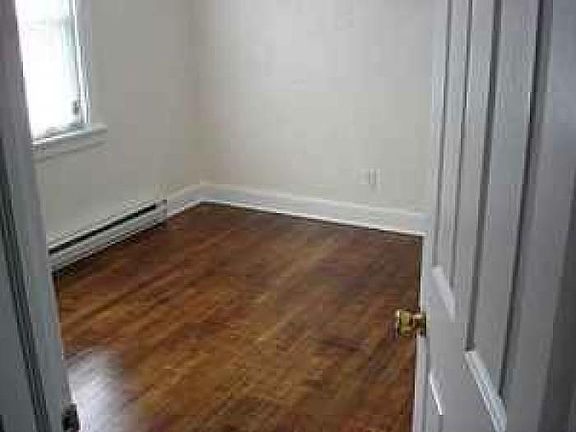 2nd image of 3601 Jefferson Davis Hwy APT 11