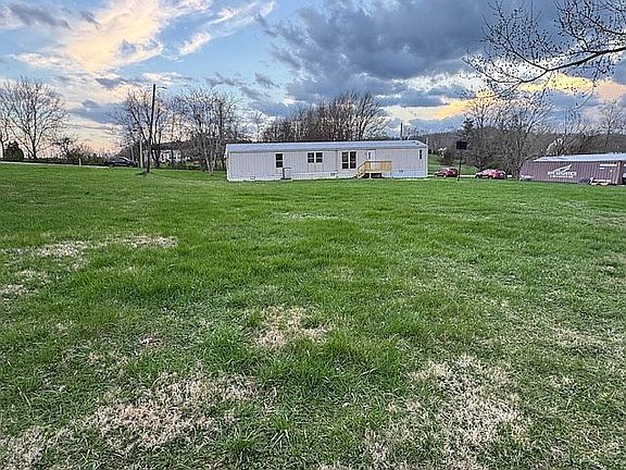 3rd image of 74 Green Acres Rd