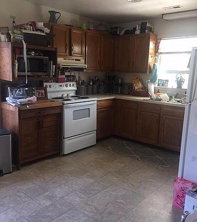 2nd image of 209 E Chatham St