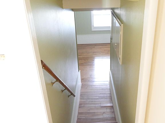5th image of 40 Westhaven Dr