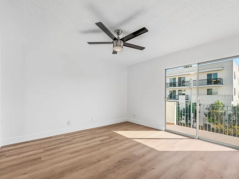 TALA Local at 1301 Havenhurst — Photo 50