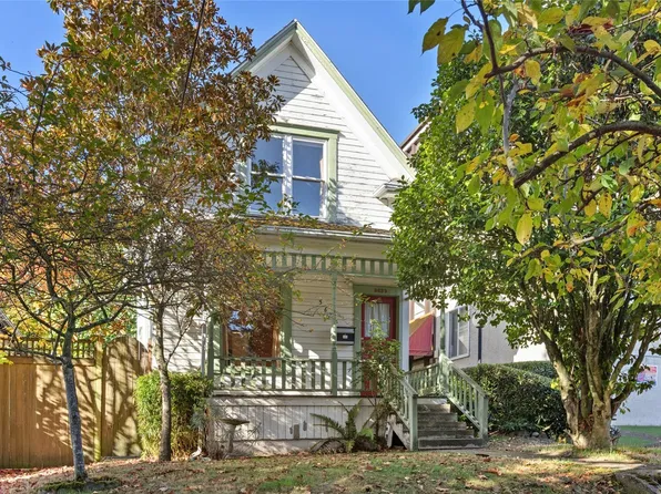 3633 Whitman Avenue N, Seattle, WA 98103