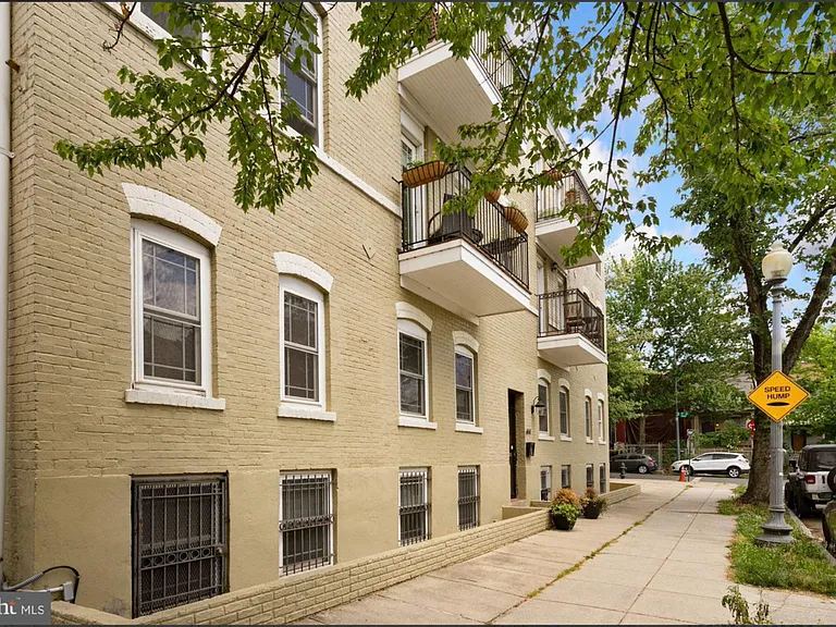 660 Morton Pl NE #2 — Photo 11
