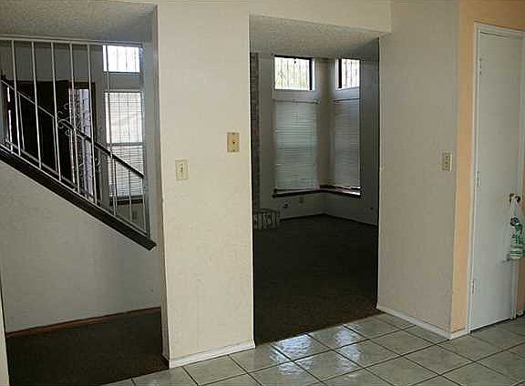 5th image of 12036 Bellows Ct