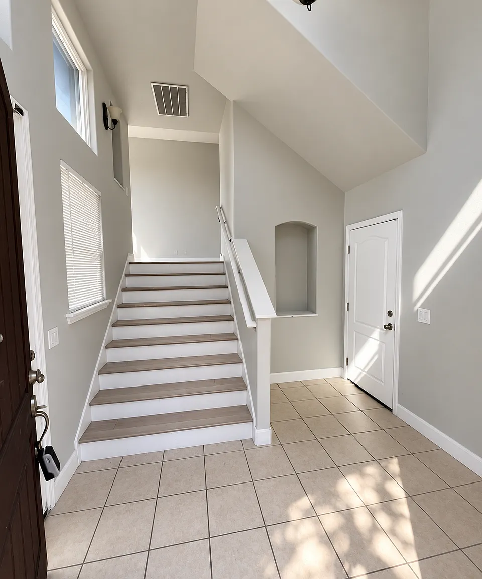 3 bed, 1700 sqft, $2,950 — Photo 2