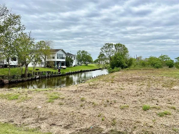 0 Stewart Rd, Freeport, TX 77541