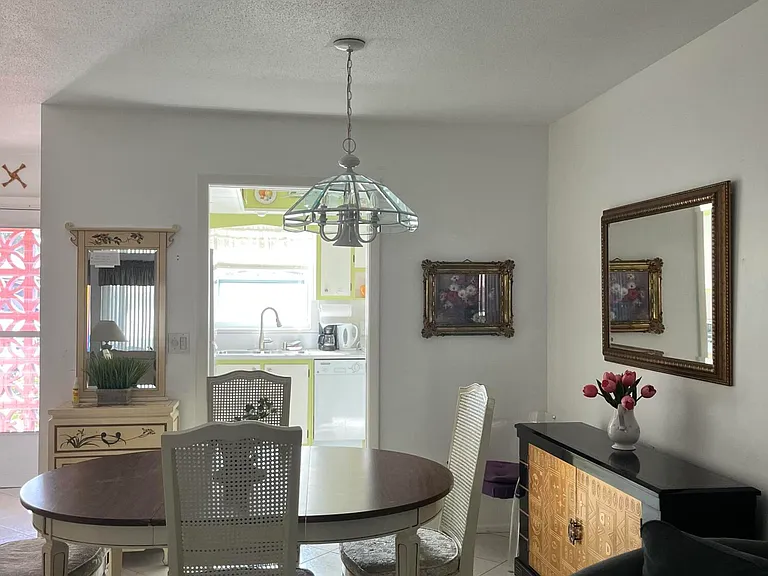 2980 Crosley Dr E #F — Photo 3