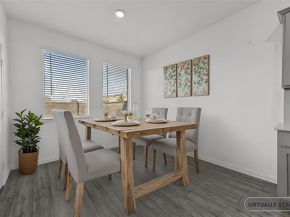 4th image of 5029 Salinger Dr