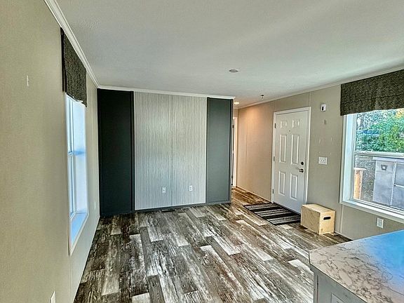 3rd image of 460 Collins St #30A