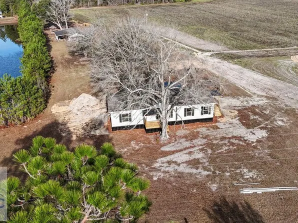300 Three C Rd, Jesup, GA 31545