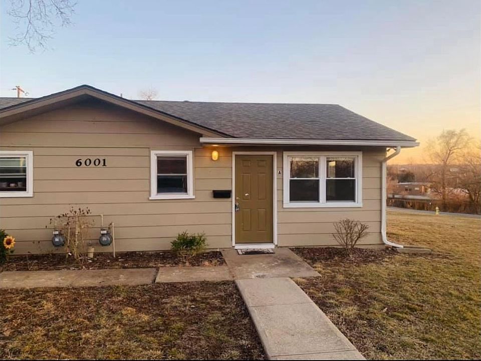 1st image of 6001 E 152nd Ter APT B