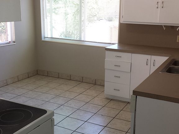 3rd image of 2307 E 3225 S