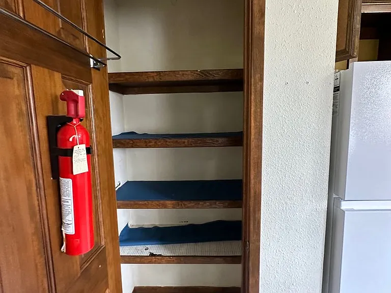 1021 W Yucca Ave — Photo 15