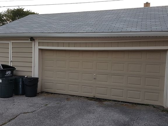2+ Car garage