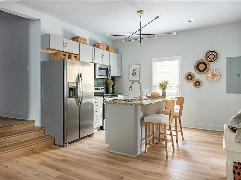 187 Farrington Ave SE — Photo 17