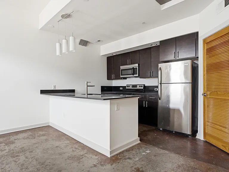 563 Stockton St #104 — Photo 8