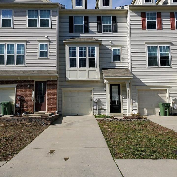 2nd image of 44288 Beaver Creek Dr
