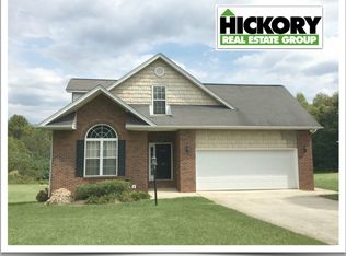 741 41st Avenue Dr NE, Hickory, NC 28601