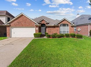 10115 Willow Crossing Dr, Houston, TX 77064