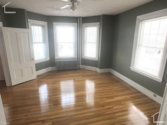 22_24 Everett Sq. #1 Boston (Allston) Unit Photo 5