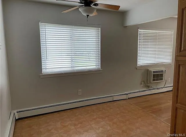 58 Manor Dr — Photo 6